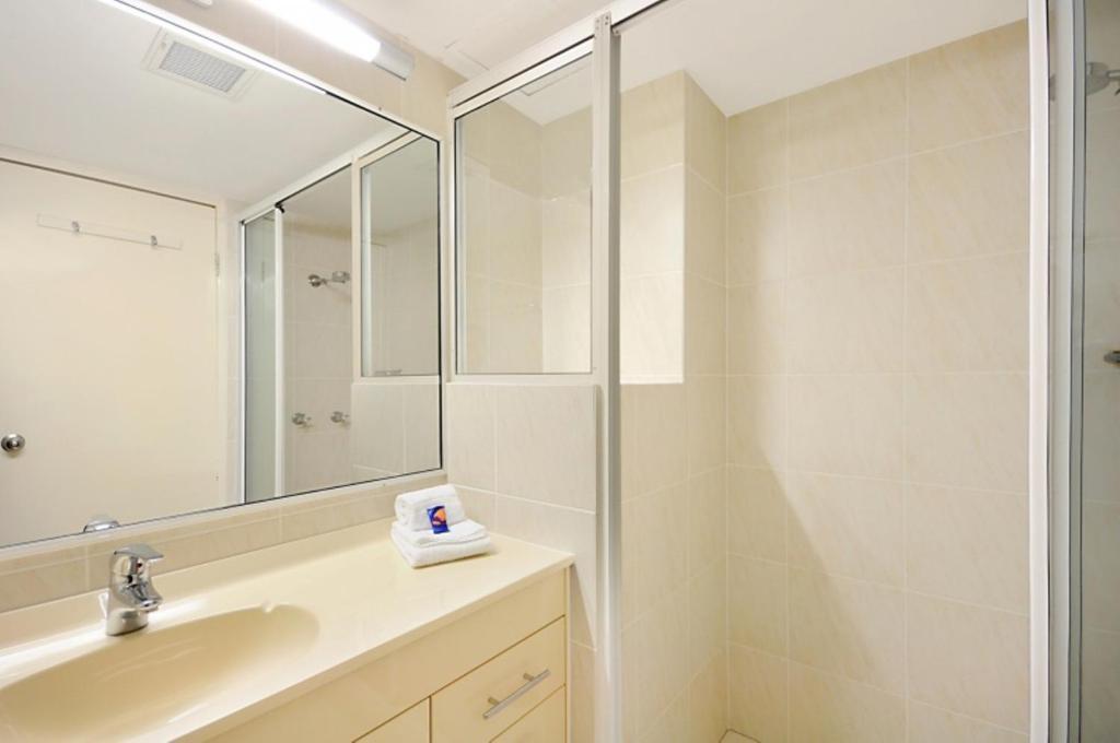 Surfers Beach Holiday Apartments Голд-Кост Номер фото