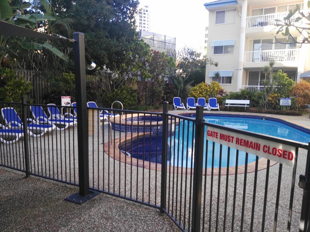 Surfers Beach Holiday Apartments Голд-Кост Экстерьер фото
