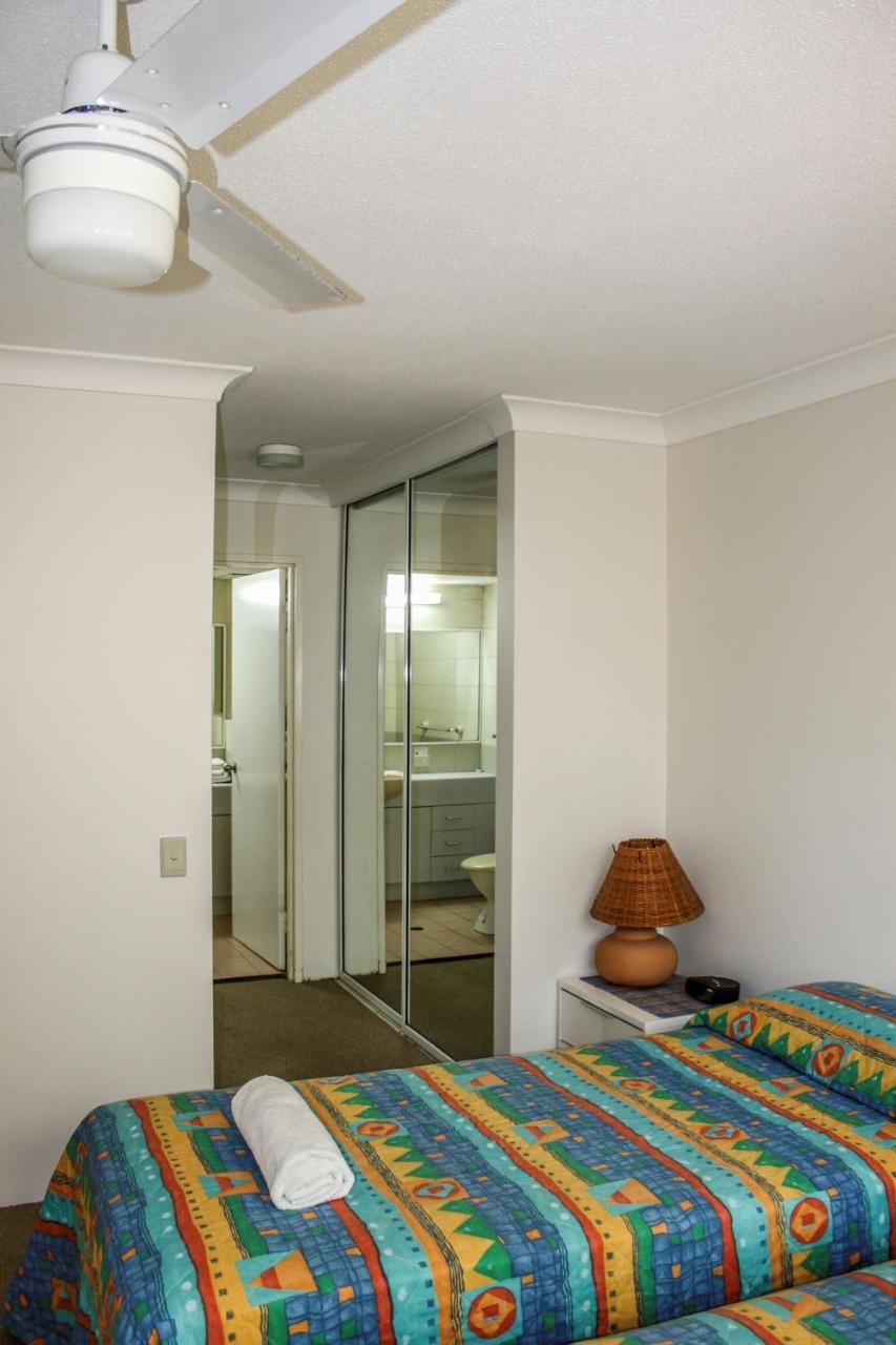 Surfers Beach Holiday Apartments Голд-Кост Экстерьер фото